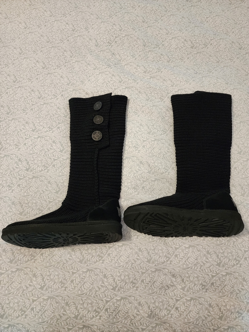 NWOB Women's UGG Australia Black Classic Cardy Knit Tall Boots, Size 10 - Picture 4 of 15